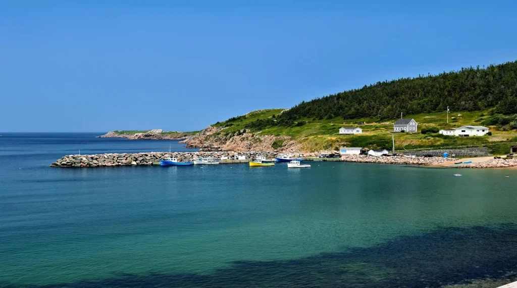 Canadian provinces along the Atlantic coast with coastal scenery