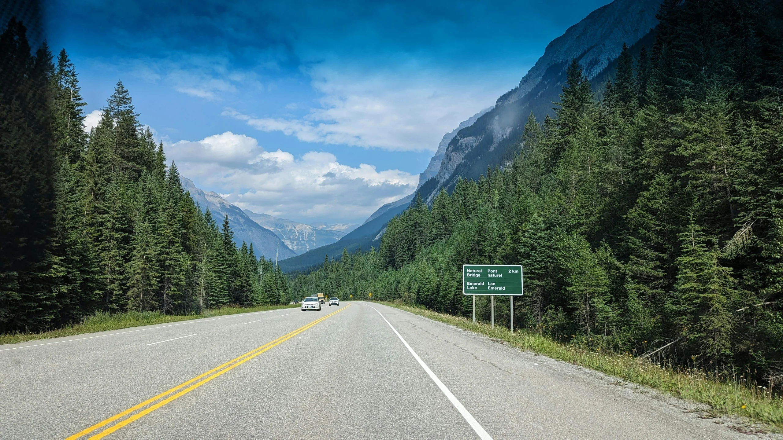 comfortable regional trip in Canada with scenic stops and relaxed travel pace
