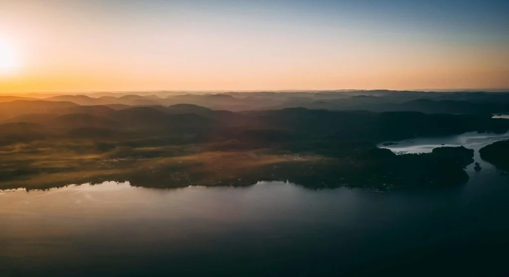 Scenic sunrise in Canada from an easy-access viewpoint