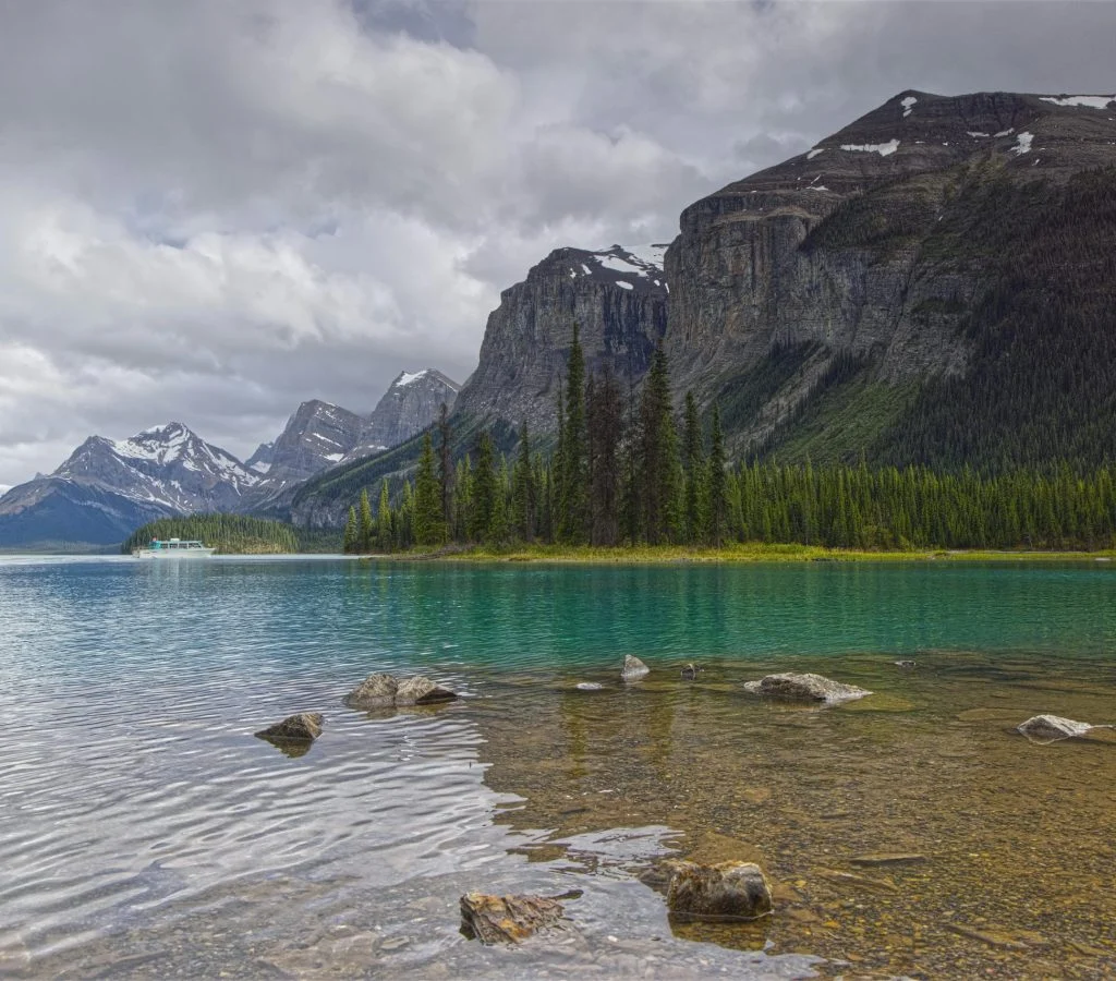 Quiet natural areas in Canada with wildlife and calm habitats