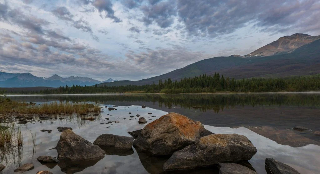 quiet Canadian nature stop